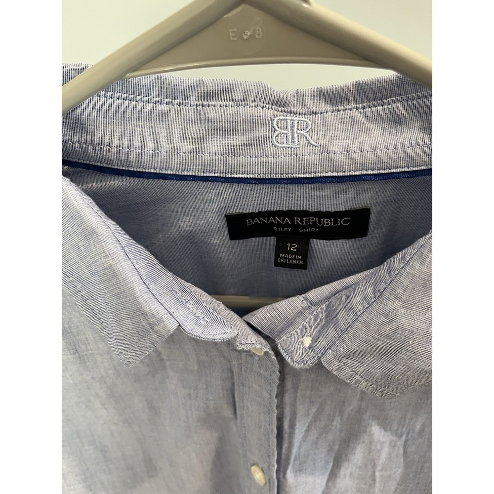 Banana Republic Women's Blue‎ Button Down Shirt Size 12 Cotton Stretch Office